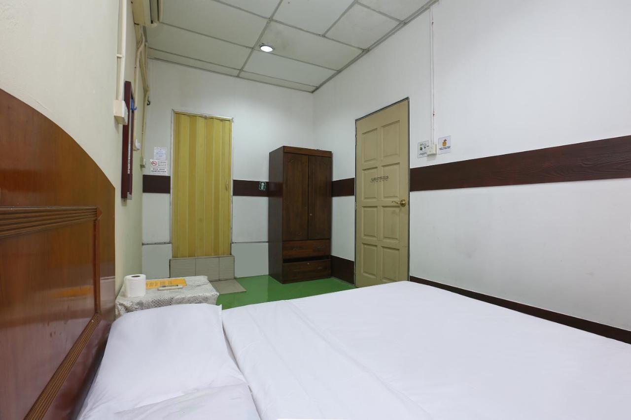 OYO 89784 Impiana Hotel Kota Bharu Exterior foto